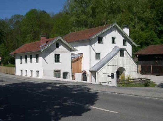 Hammerschmiede