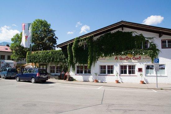 Trattoria-Pizzeria "Ai Quattro Canti"