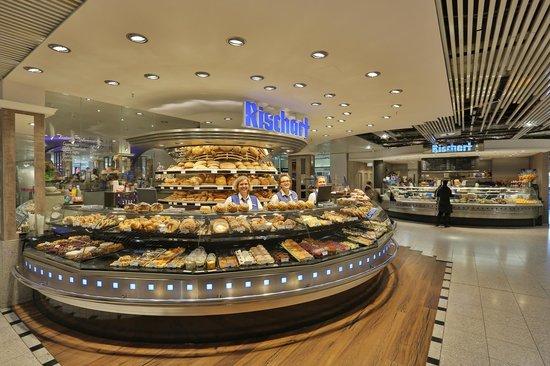 Café Rischart im OEZ