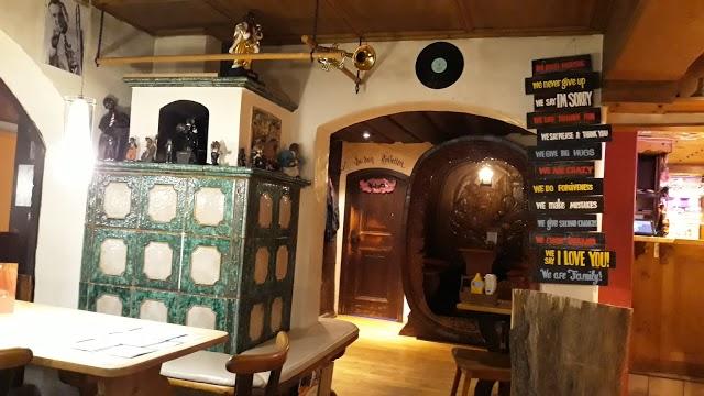 Bems'l - Music Bar & Grill