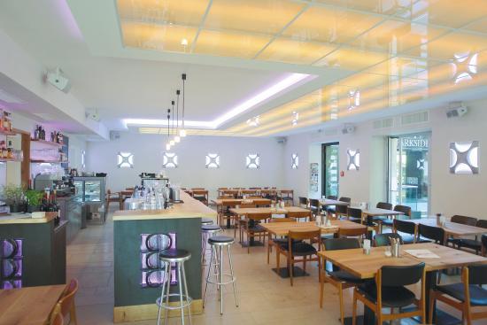 Parkside Canteen & Bar