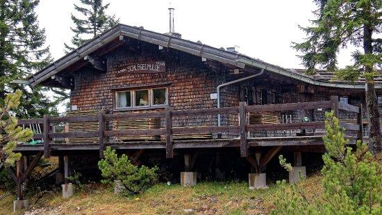Almhutte auf der Schlegelmulde