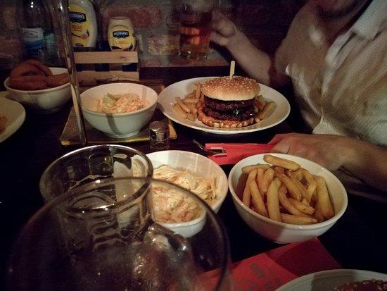 Woodland Bar Restaurant