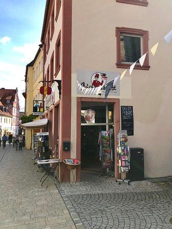 Bucherkabinett Bucher Cafe Wolle & mehr