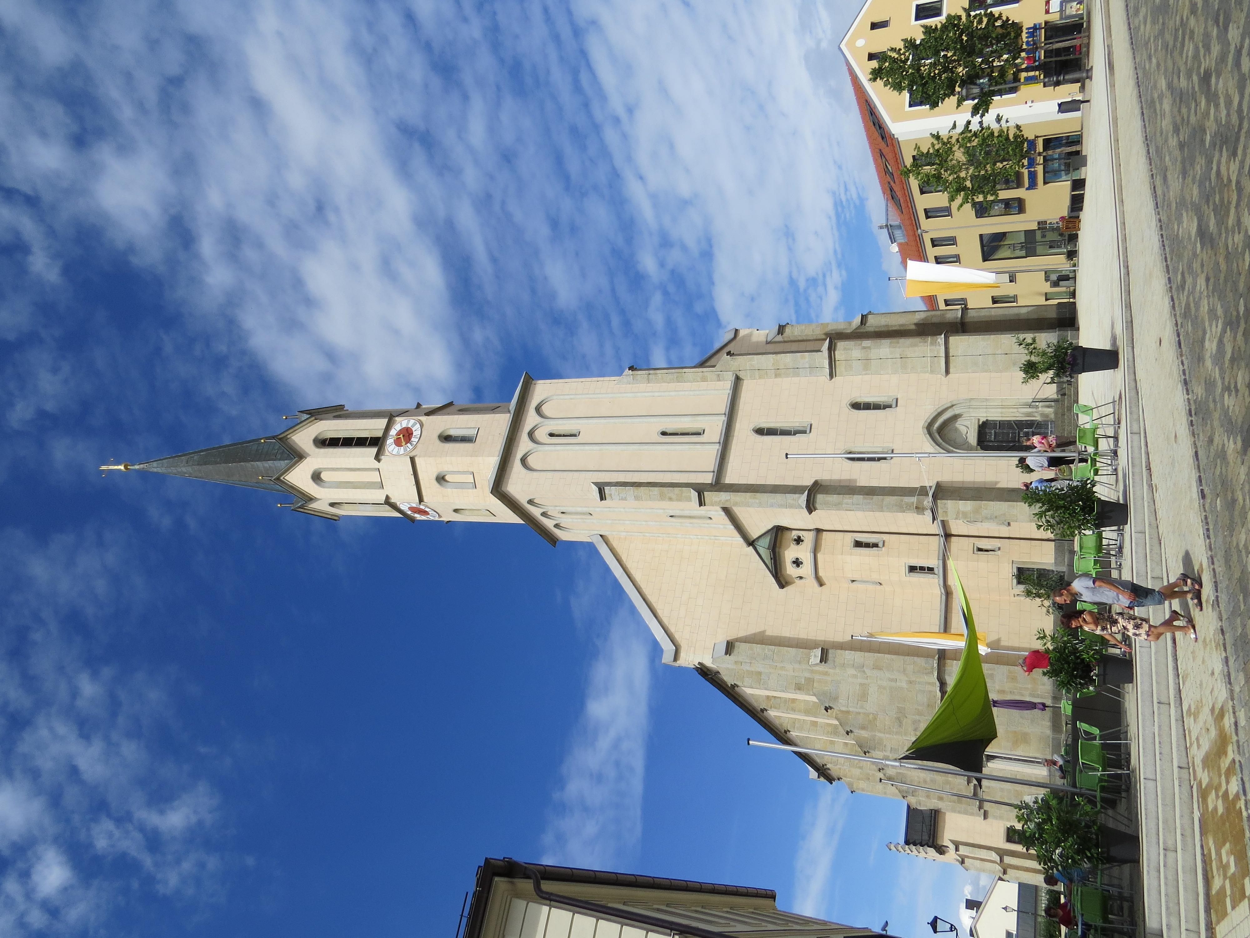 Katholische Stadtpfarrkirche Mariä Himmelfahrt