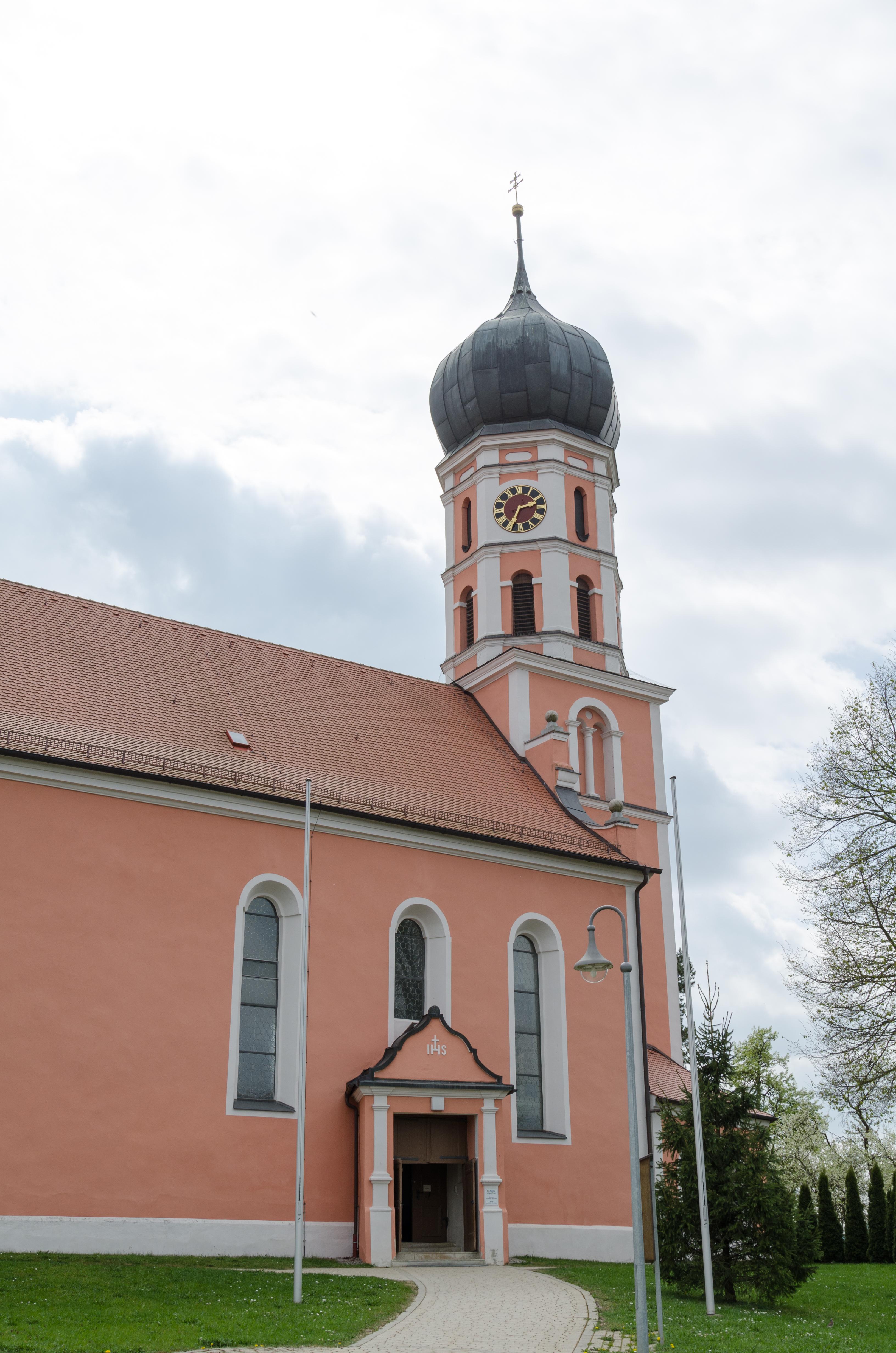 Katholische Pfarrkirche St. Michael in Gnotzheim