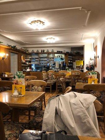 Kaffeehaus Konditorei Restaurant Thron