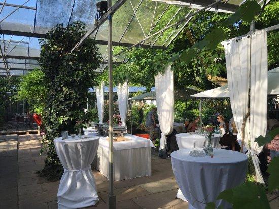 Biergarten am Glashaus