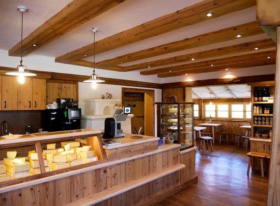 Schonegger Kase-Alm "Grundl"