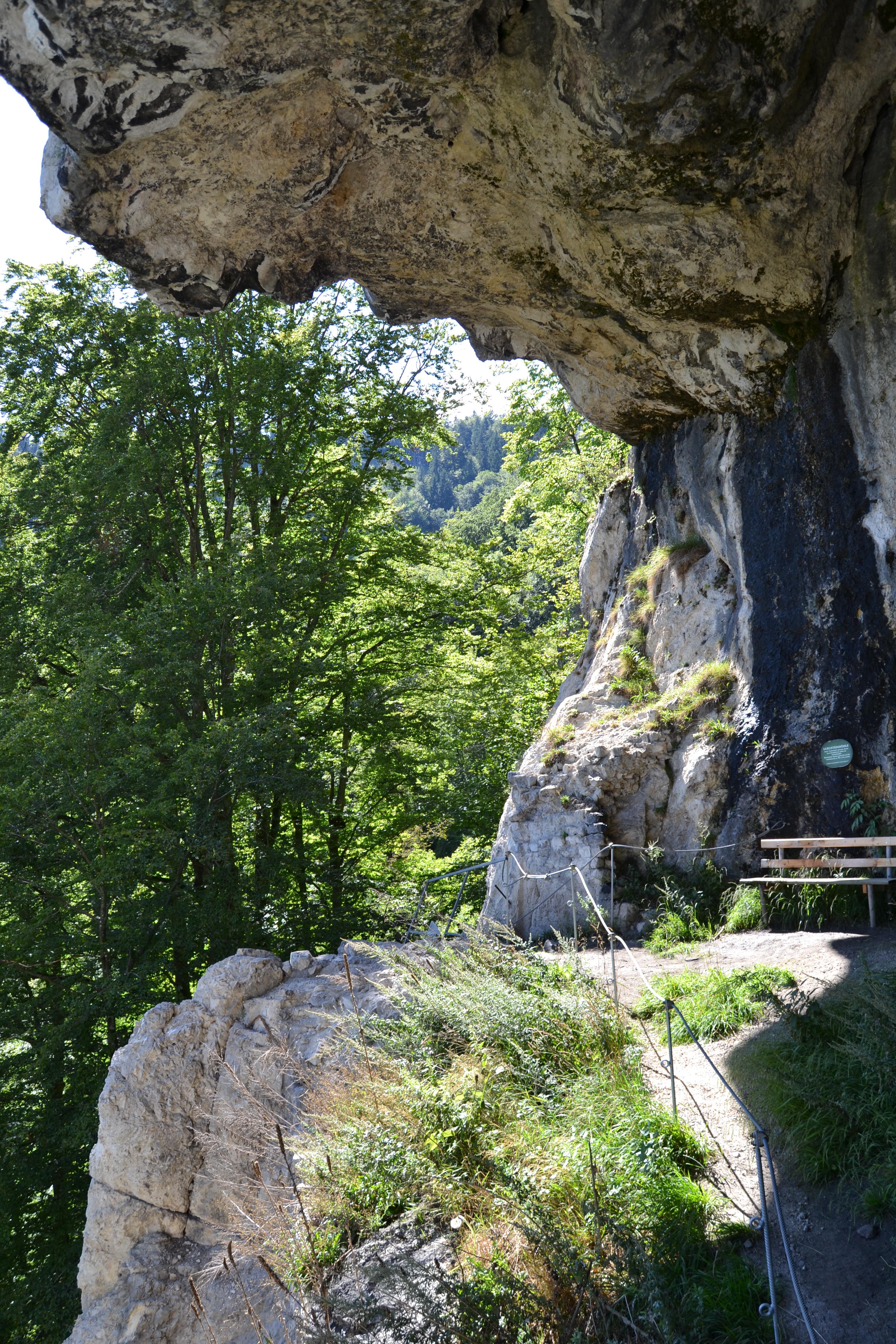 Höhlenburg Luegstein