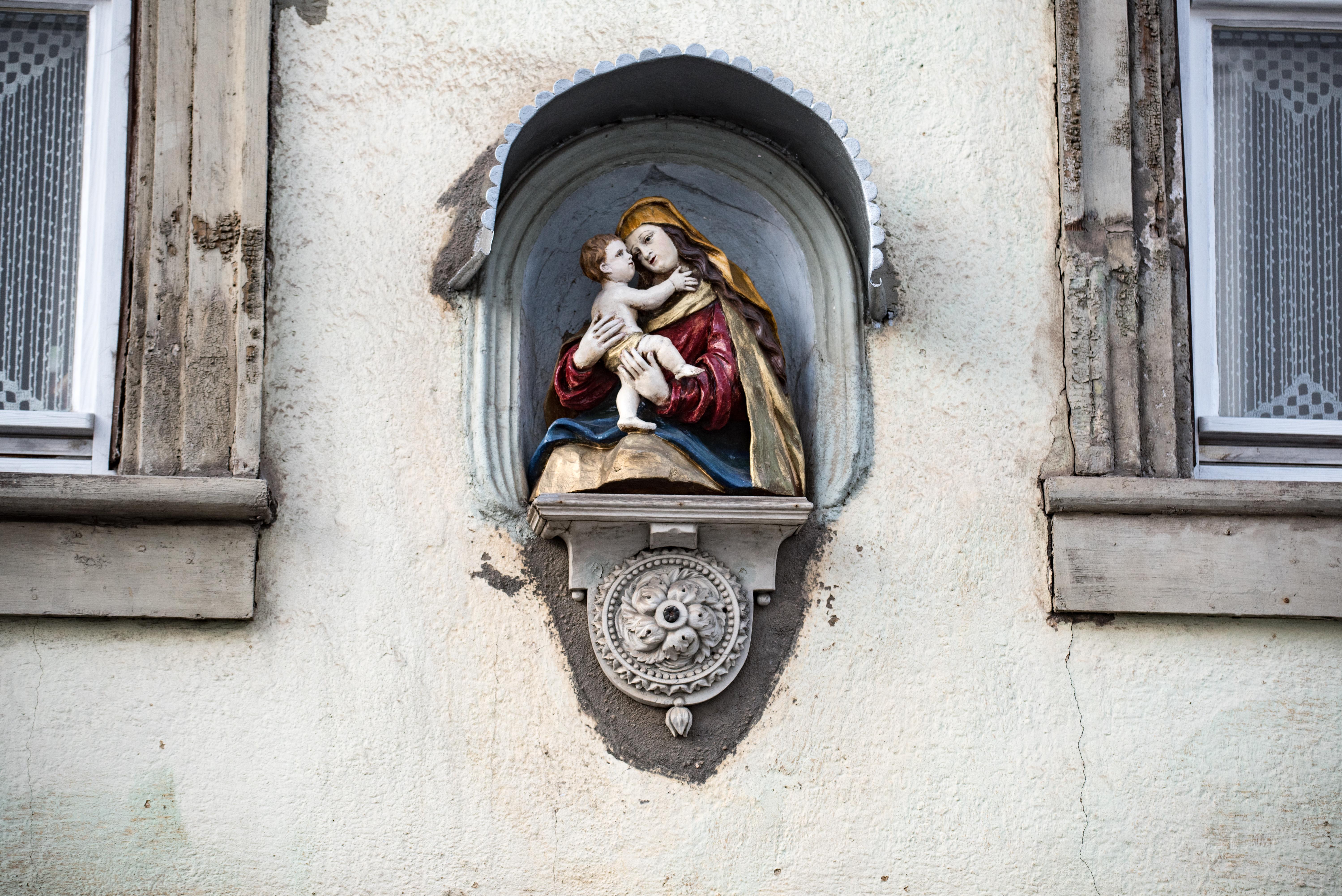 Katholische Pfarrkirche Maria-Hilf