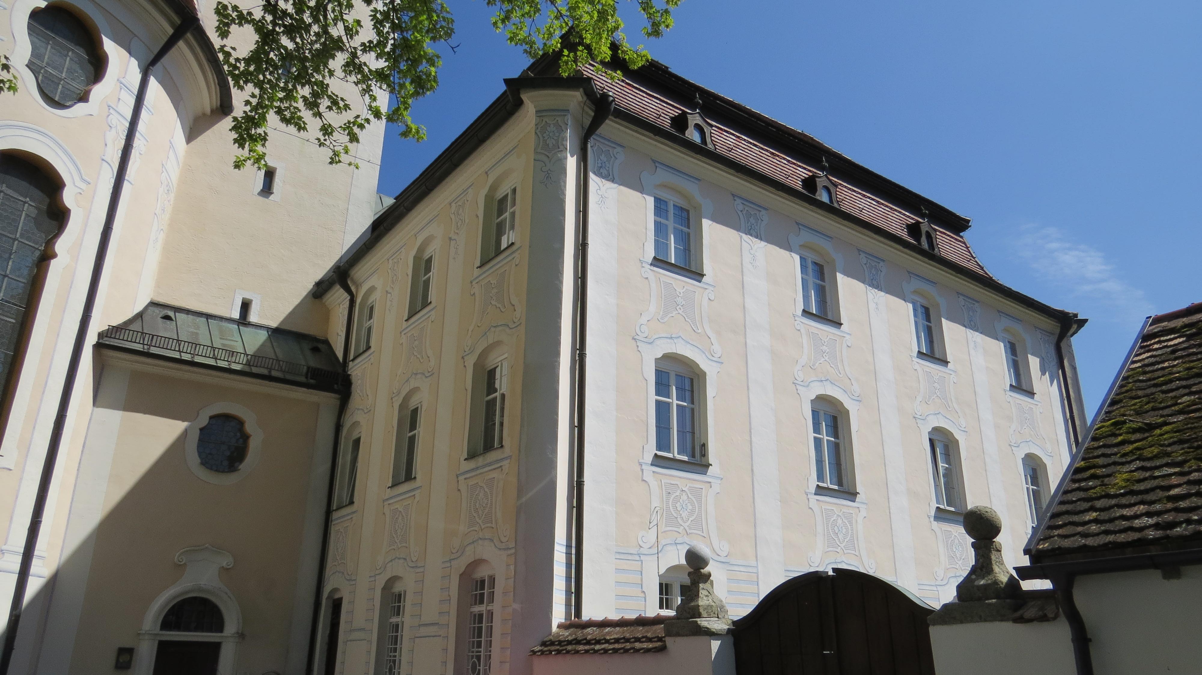 Pfarramt und Wallfahrtsmuseum in der Wies