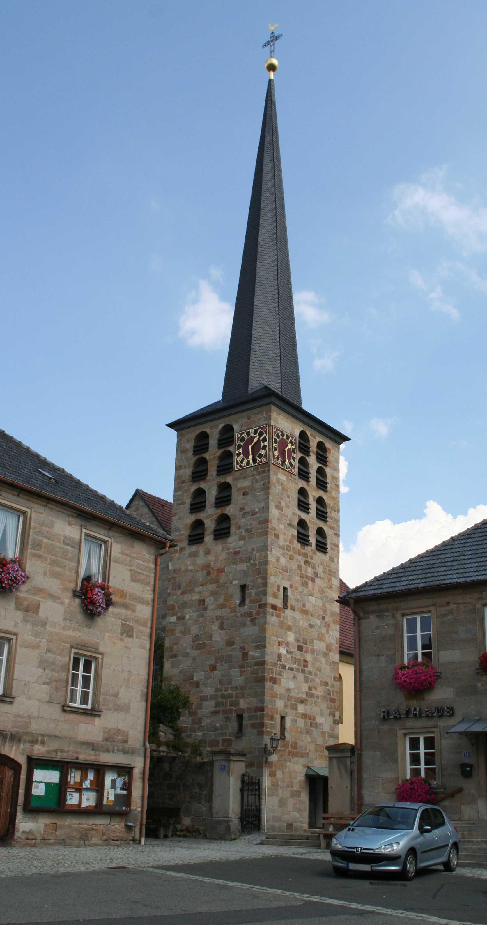 Katholische Pfarrkirche zur Heiligen Dreifaltigkeit