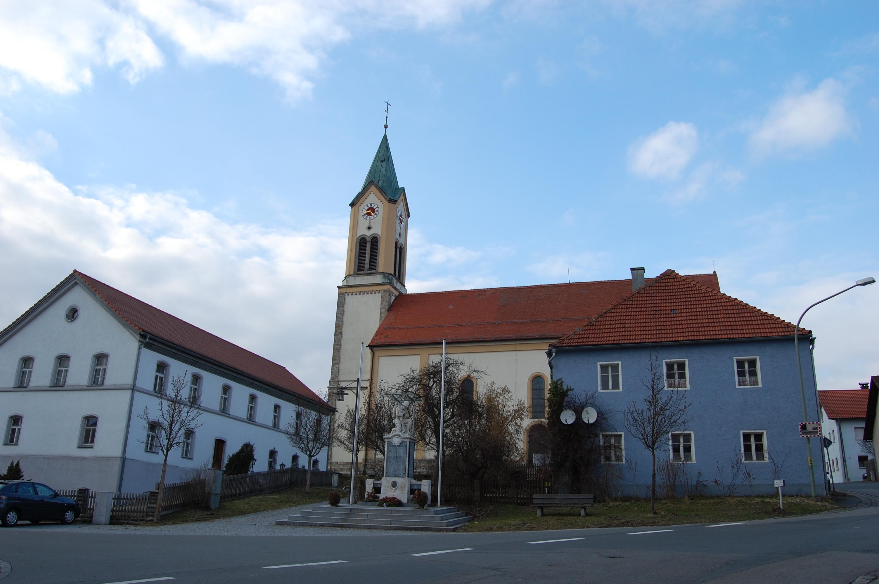 Katholische Pfarrkirche Sankt Nikolaus