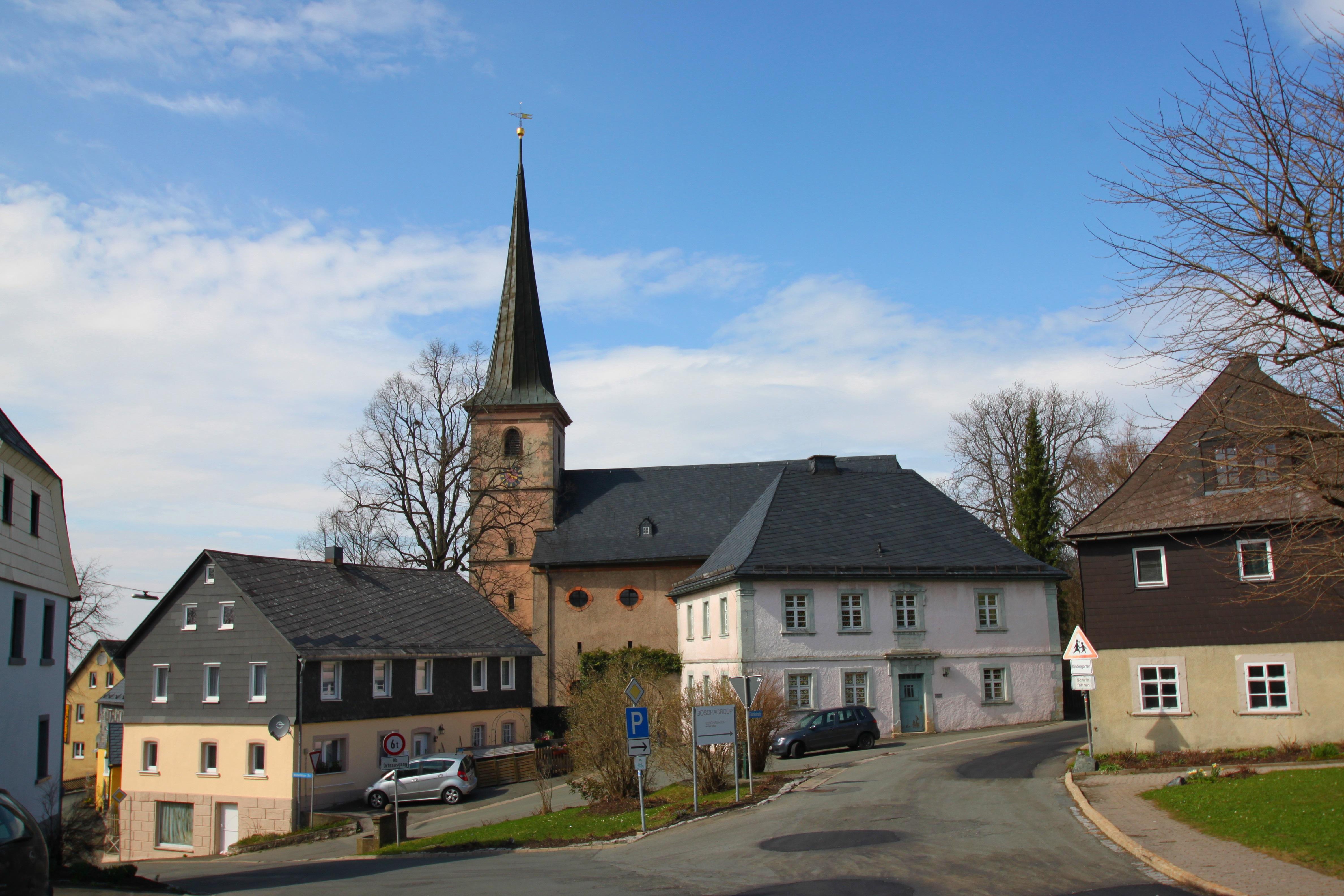 Evangelisch-lutherische Pfarrkirche Heilige Dreifaltigkeit