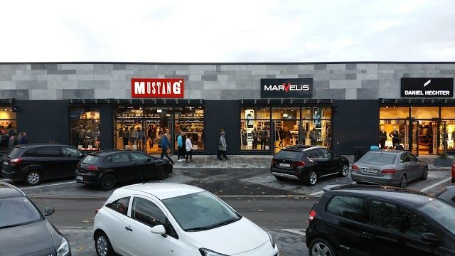 OUTLETS Jettingen-Scheppach
