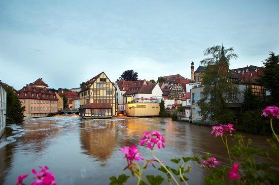Eckerts. Das neue Wirtshaus mitten im Fluss