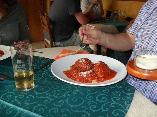 Italia Trattoria Pizzeria