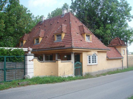 Pförtnerhaus e La Foresta