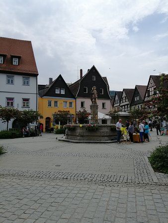 Zinsfelder Brunnen